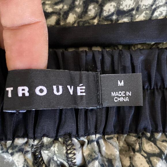 Trouve Womens Jogger Pants High Rise Snakeskin Pattern Elastic Fit Green Medium - Picture 3 of 10